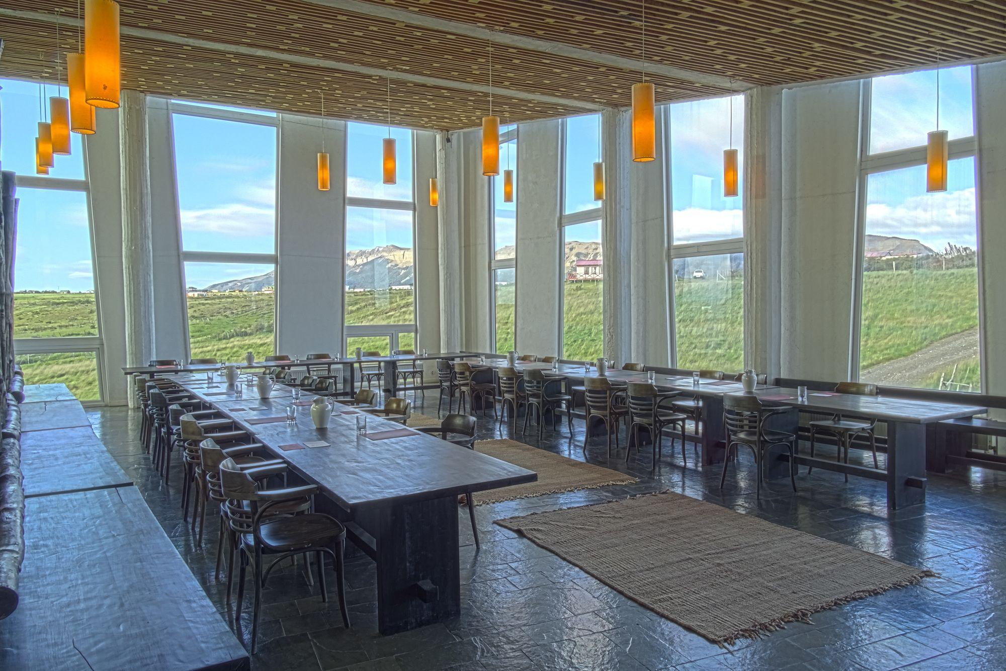 Remota Patagonia Lodge Puerto Natales Buitenkant foto