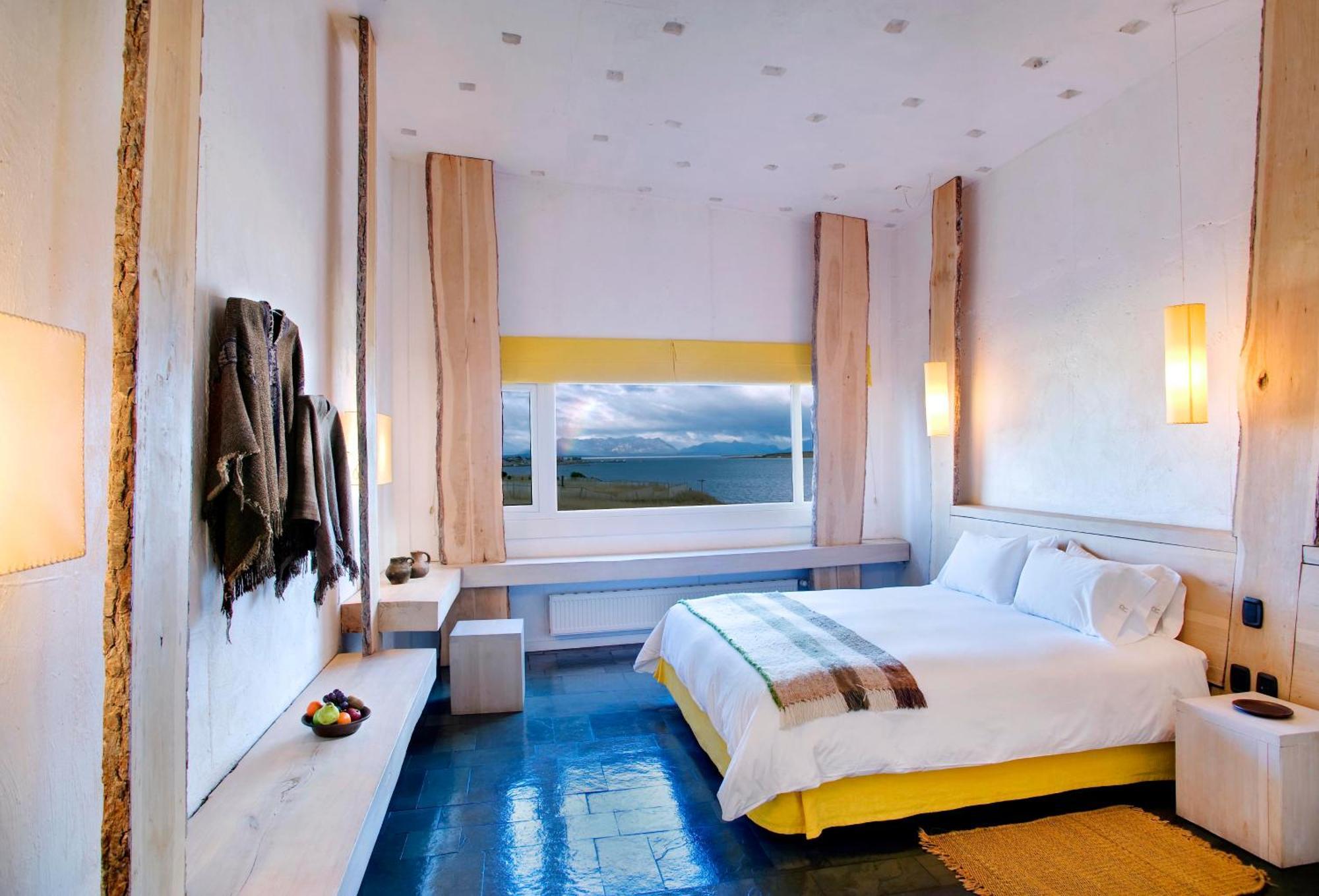 Remota Patagonia Lodge Puerto Natales Buitenkant foto