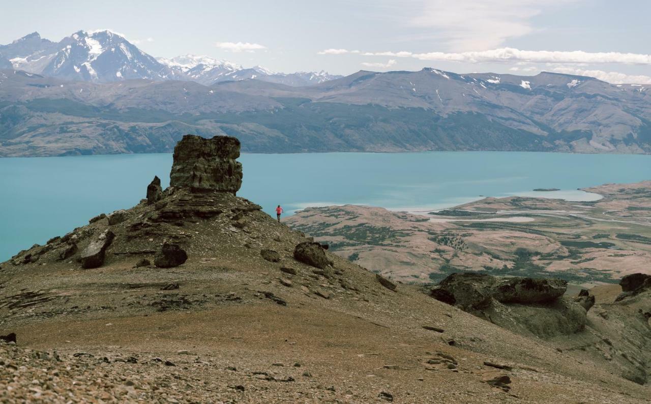 Remota Patagonia Lodge Puerto Natales Buitenkant foto